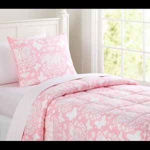 Pottery barn kids doublet cover and sham